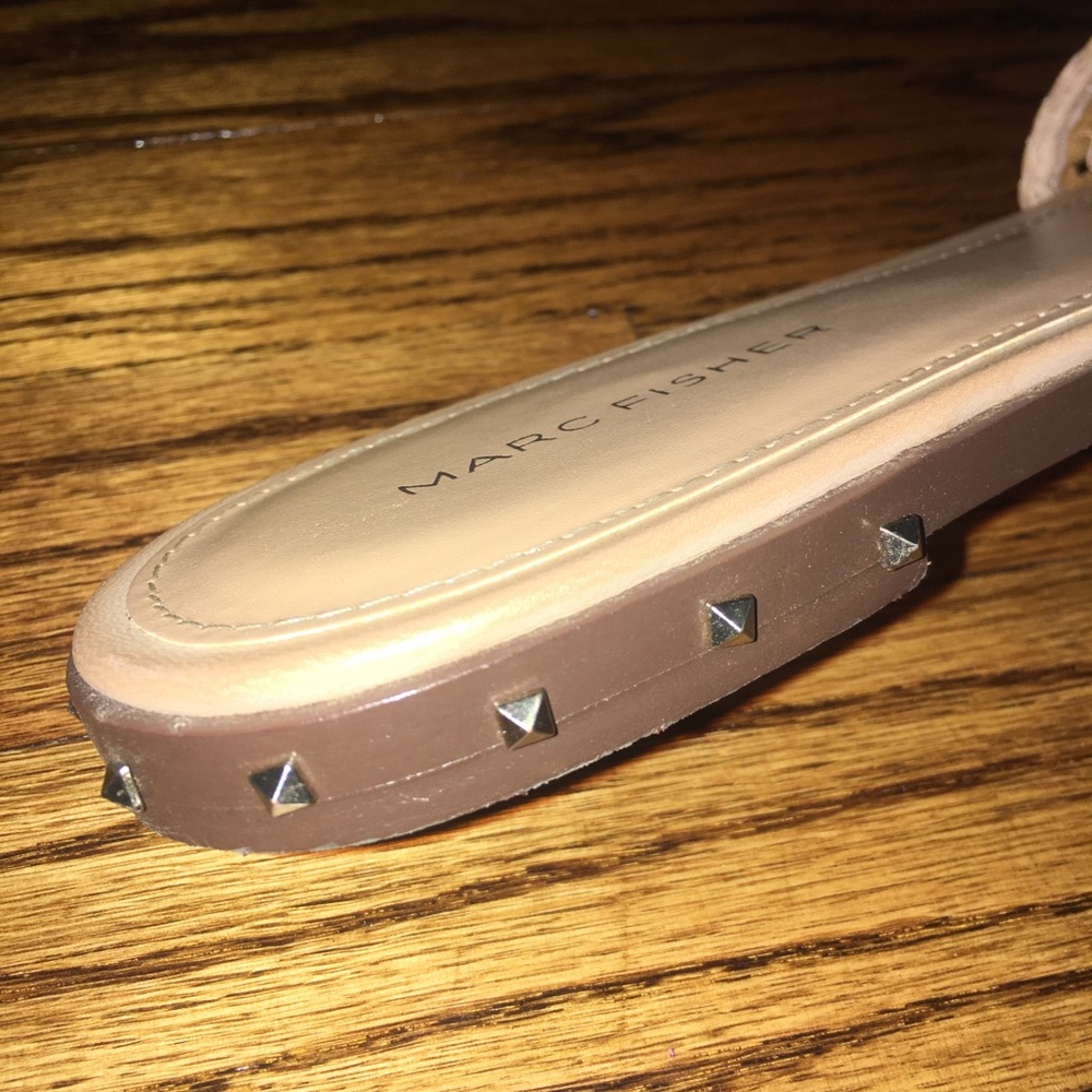 Marc Fisher Tan Slides With Studded Heel Size 9.5 - image 3